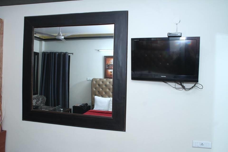 Dreamz Suitesニューデリー エクステリア 写真